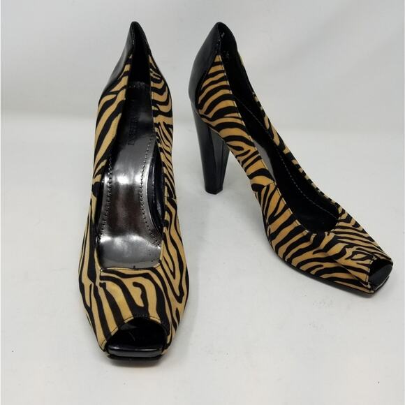 Alfani Heidi Animal Print Heels Mustard Black Tiger Stripe Peep Toe Pumps Sz 9.5 - Picture 5 of 12
